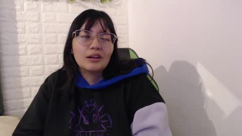 Snapshot of we_n_you chatting on March 2025 01:57:02 PM Trixie 3 online show from March 2025 01:57:02 PM