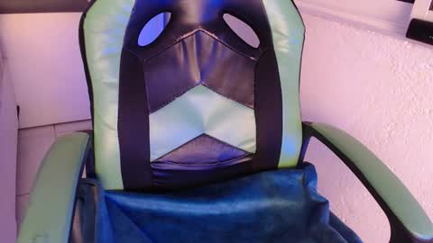 Snapshot of we_n_you chatting on November 2025 01:06:02 PM Trixie 3 online show from November 2025 01:06:02 PM