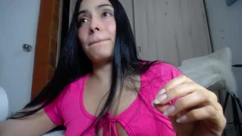 Snapshot of we_we77 chatting on September 2025 09:31:02 PM we_we77 online show from September 2025 09:31:02 PM