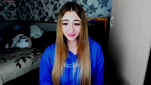 Snapshot of weakness4u chatting on January 2025 02:14:01 AM Maya online show from January 2025 02:14:01 AM