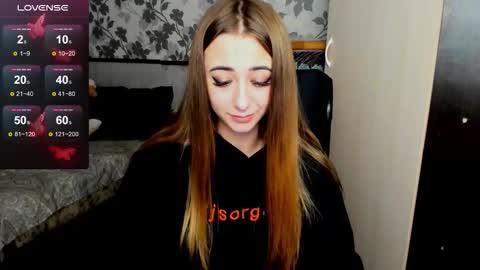 Snapshot of weakness4u chatting on November 2025 06:56:02 AM Maya online show from November 2025 06:56:02 AM