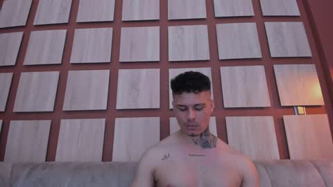 Jhonny Dick  his neighbors. online show from December 2024 09:22:01 PM