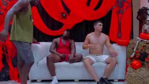 Snapshot of web_gammer_ chatting on October 2025 07:18:01 PM Jhonny Dick his neighbors. online show from October 2025 07:18:01 PM