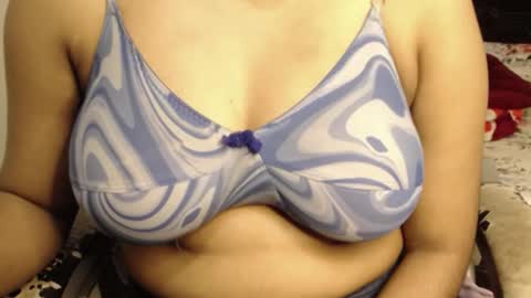 mina online show from December 2025 12:12:01 PM