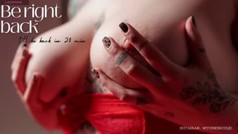 Snapshot of wednesdayfriday chatting on February 2025 08:27:02 PM Wednesday Please help me to reach 111 thumbs up online show from February 2025 08:27:02 PM