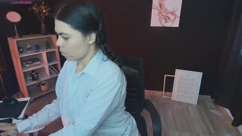 Snapshot of wednesdayfriday chatting on February 2025 08:22:01 PM Wednesday Please help me to reach 111 thumbs up online show from February 2025 08:22:01 PM