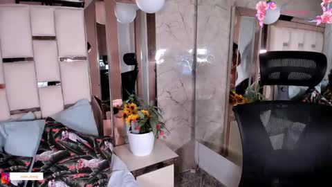 Snapshot of ween_sheng_ chatting on June 2026 05:51:01 PM Wennsheng online show from June 2026 05:51:01 PM