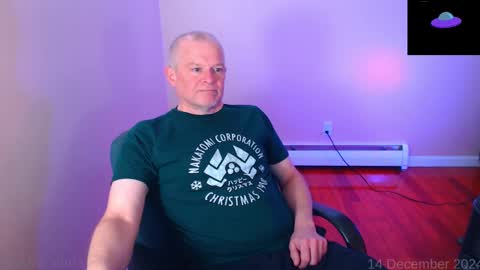 Snapshot of weird_chris chatting on December 2024 05:58:02 PM Chris online show from December 2024 05:58:02 PM