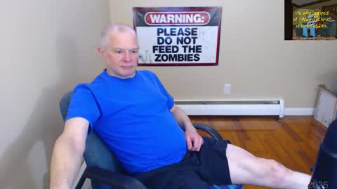 Snapshot of weird_chris chatting on February 2026 05:25:01 PM Chris online show from February 2026 05:25:01 PM