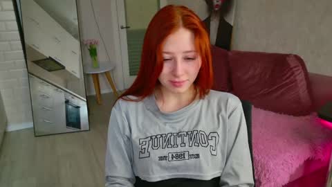 Snapshot of weisser_moon chatting on March 2026 05:22:02 AM Weisser moon online show from March 2026 05:22:02 AM