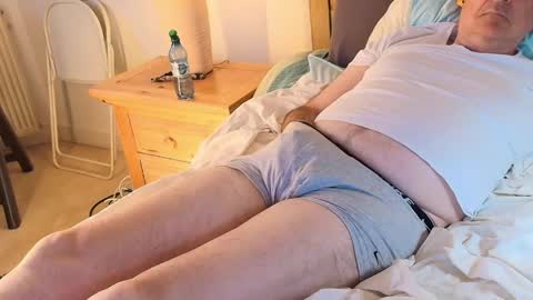 wel03peter online show from May 2026 07:01:02 PM