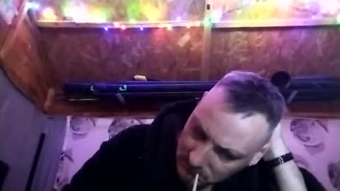 Welshdragon37 online show from December 2025 11:45:01 PM