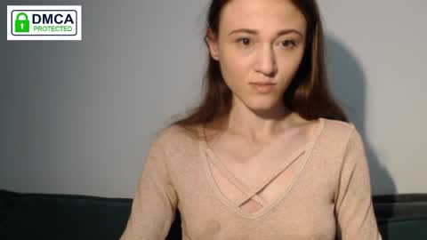 Snapshot of weltmilen chatting on December 2025 09:21:02 PM Milena online show from December 2025 09:21:02 PM