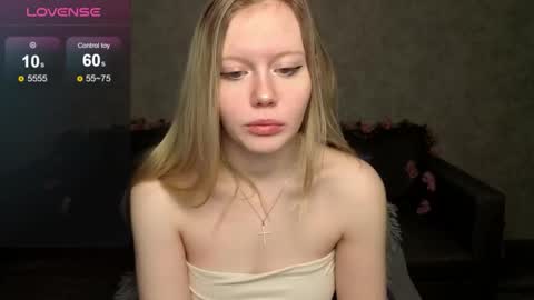 Snapshot of wendy_228 chatting on March 2026 01:08:01 AM Wendy online show from March 2026 01:08:01 AM