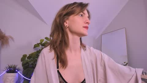 Snapshot of wendy_goddes chatting on February 2025 06:10:02 AM Wendy online show from February 2025 06:10:02 AM