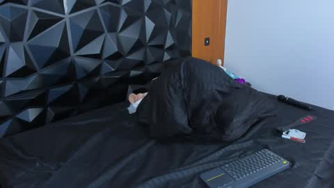 Snapshot of wendy_marshall chatting on February 2025 07:59:02 PM Wendy Marshall online show from February 2025 07:59:02 PM