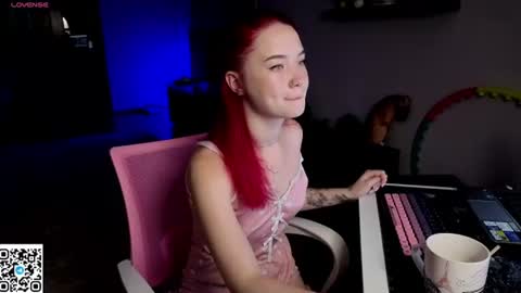 Snapshot of wendycandy182 chatting on August 2026 03:17:02 AM WendyCandy182 online show from August 2026 03:17:02 AM