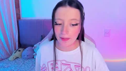 Wenstacie INDEPENDENT MODEL online show from October 2025 02:40:02 AM