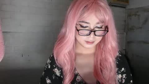 Snapshot of weremeanttobe chatting on September 2025 06:55:01 PM andrew online show from September 2025 06:55:01 PM