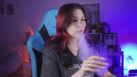 little girl who is always rightLisa online show from December 2024 05:48:01 AM