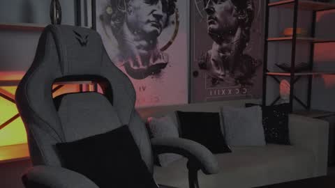 Snapshot of wesleegray chatting on November 2025 01:04:02 AM little girl who is always rightLisa online show from November 2025 01:04:02 AM