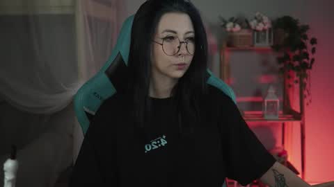 Snapshot of wesleegray chatting on November 2025 01:16:02 AM little girl who is always rightLisa online show from November 2025 01:16:02 AM