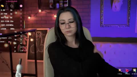 Snapshot of wesleegray chatting on November 2025 02:12:02 AM little girl who is always rightLisa online show from November 2025 02:12:02 AM