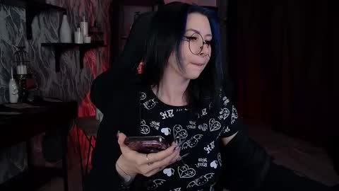 Snapshot of wesleegray chatting on November 2025 01:20:02 AM little girl who is always rightLisa online show from November 2025 01:20:02 AM