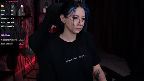 Snapshot of wesleegray chatting on December 2025 01:15:02 AM little girl who is always rightLisa online show from December 2025 01:15:02 AM