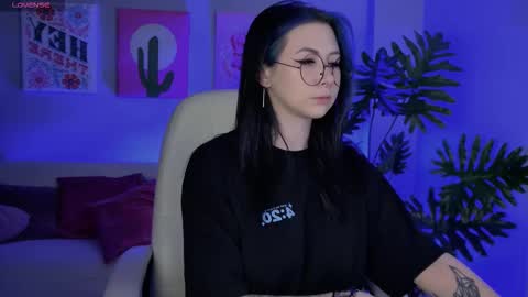 Snapshot of wesleegray chatting on January 2026 01:29:01 AM little girl who is always rightLisa online show from January 2026 01:29:01 AM