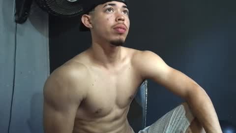 Snapshot of wesley_77 chatting on March 2026 04:55:02 PM wesley_77 online show from March 2026 04:55:02 PM