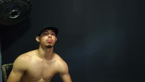 Snapshot of wesley_77 chatting on March 2026 07:13:02 PM wesley_77 online show from March 2026 07:13:02 PM