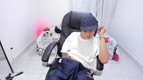 Snapshot of wesley_boy chatting on September 2025 03:44:01 AM Wesley Boy online show from September 2025 03:44:01 AM