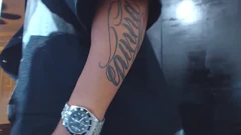 Wesley Rogger online show from October 2025 06:53:01 PM