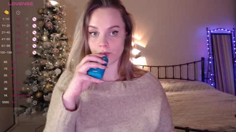 Snapshot of wet_lana chatting on December 2024 03:22:01 PM Lana online show from December 2024 03:22:01 PM