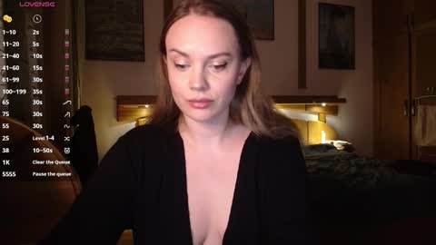 Snapshot of wet_lana chatting on November 2025 08:55:01 PM Lana online show from November 2025 08:55:01 PM