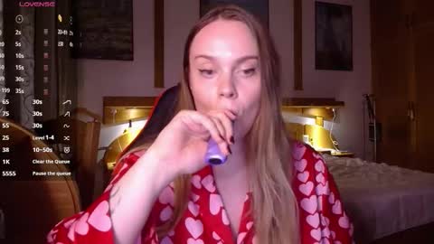 Snapshot of wet_lana chatting on March 2026 08:04:01 PM Lana online show from March 2026 08:04:01 PM