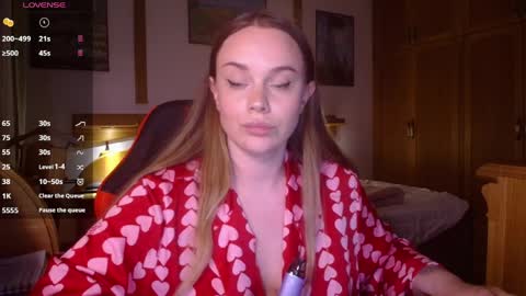 Snapshot of wet_lana chatting on March 2026 06:52:01 PM Lana online show from March 2026 06:52:01 PM