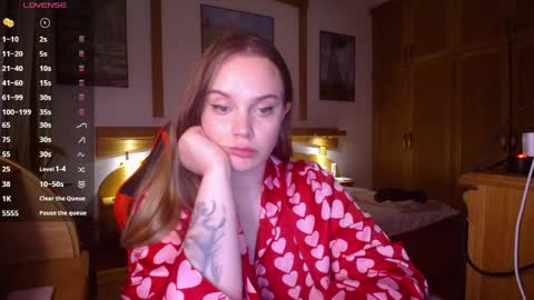 Lana online show from May 2026 09:21:01 PM