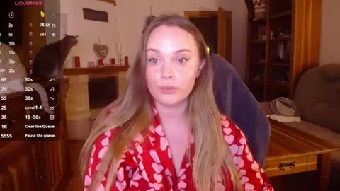 Snapshot of wet_lana chatting on June 2026 08:35:01 PM Lana online show from June 2026 08:35:01 PM