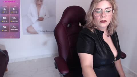 Diva online show from December 2024 10:55:02 PM