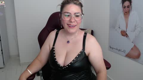 Diva online show from December 2024 04:57:01 PM