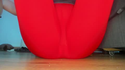 wet_pants2022 online show from June 2026 06:39:01 PM
