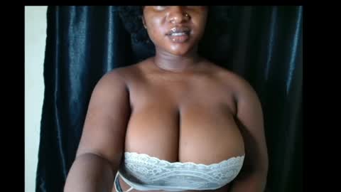 Snapshot of wet_xxpussy55 chatting on June 2026 03:51:02 AM Sonia online show from June 2026 03:51:02 AM