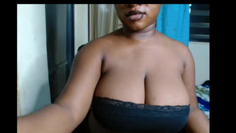 Snapshot of wet_xxpussy55 chatting on July 2026 03:38:01 PM Sonia online show from July 2026 03:38:01 PM