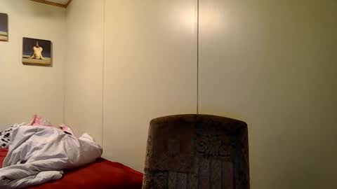 Snapshot of wetbunny25 chatting on March 2026 01:44:02 PM wetbunny25 online show from March 2026 01:44:02 PM