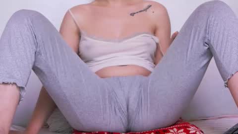 Snapshot of wetdream221 chatting on March 2026 11:11:01 PM Beatrice Moan from LovenseWet from Tip MenuOpen for Private online show from March 2026 11:11:01 PM