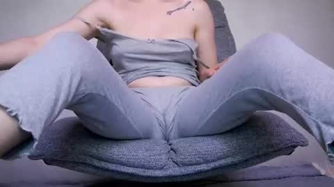Beatrice Moan from LovenseWet from Tip MenuOpen for Private online show from June 2026 09:06:01 PM