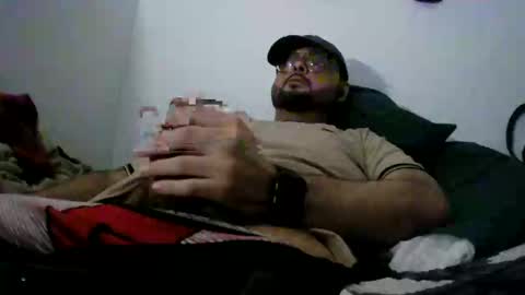 Snapshot of wetdreamzwithyou chatting on October 2025 02:21:01 AM wetdreamzwithyou online show from October 2025 02:21:01 AM