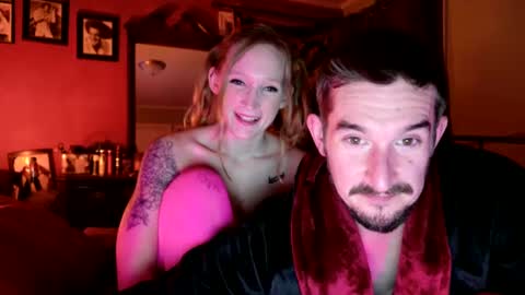 Snapshot of wetever_willy_in_wendy chatting on January 2025 05:43:01 AM WeteverWillyNWendy online show from January 2025 05:43:01 AM